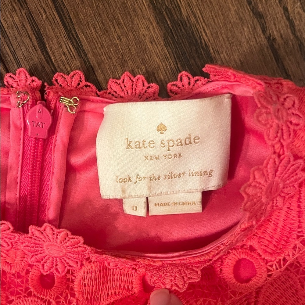 Kate Spade Coral Lace Shift Dress Size 0 - Picture 7 of 13